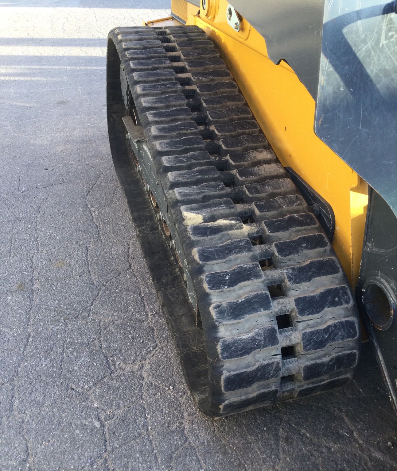 2023 John Deere 333G Image 11