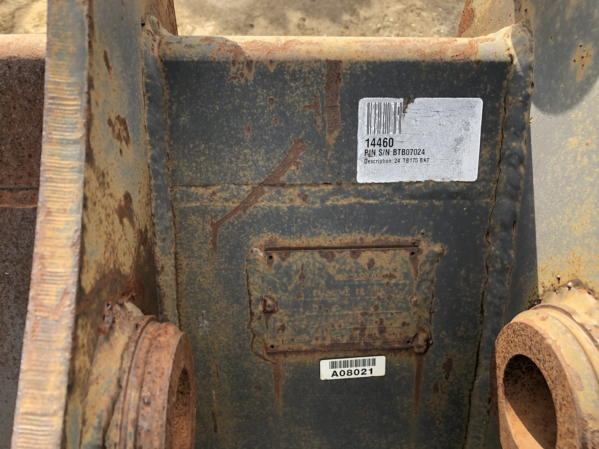 2005 Takeuchi BUCKET Image 4
