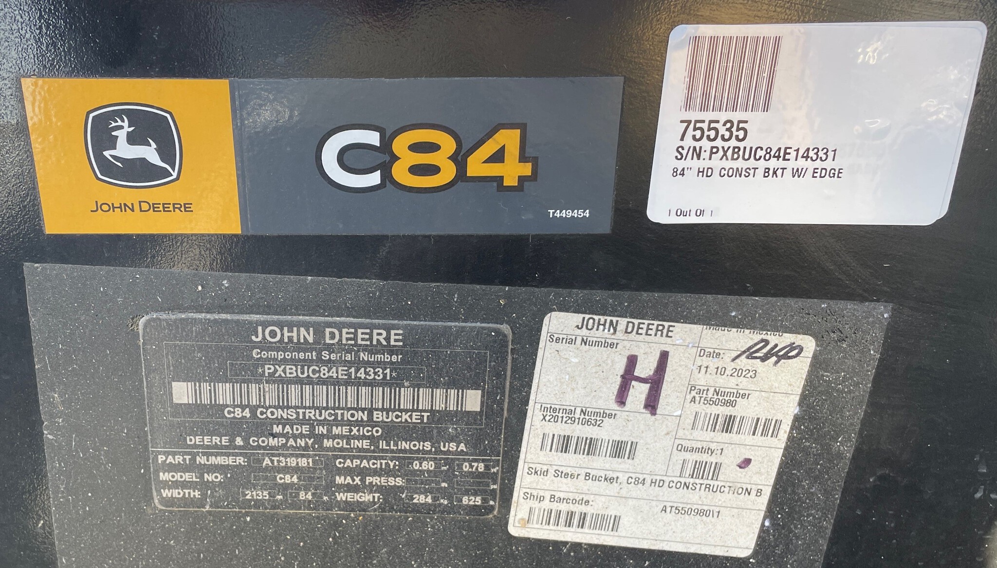 2022 John Deere 333G Image 13