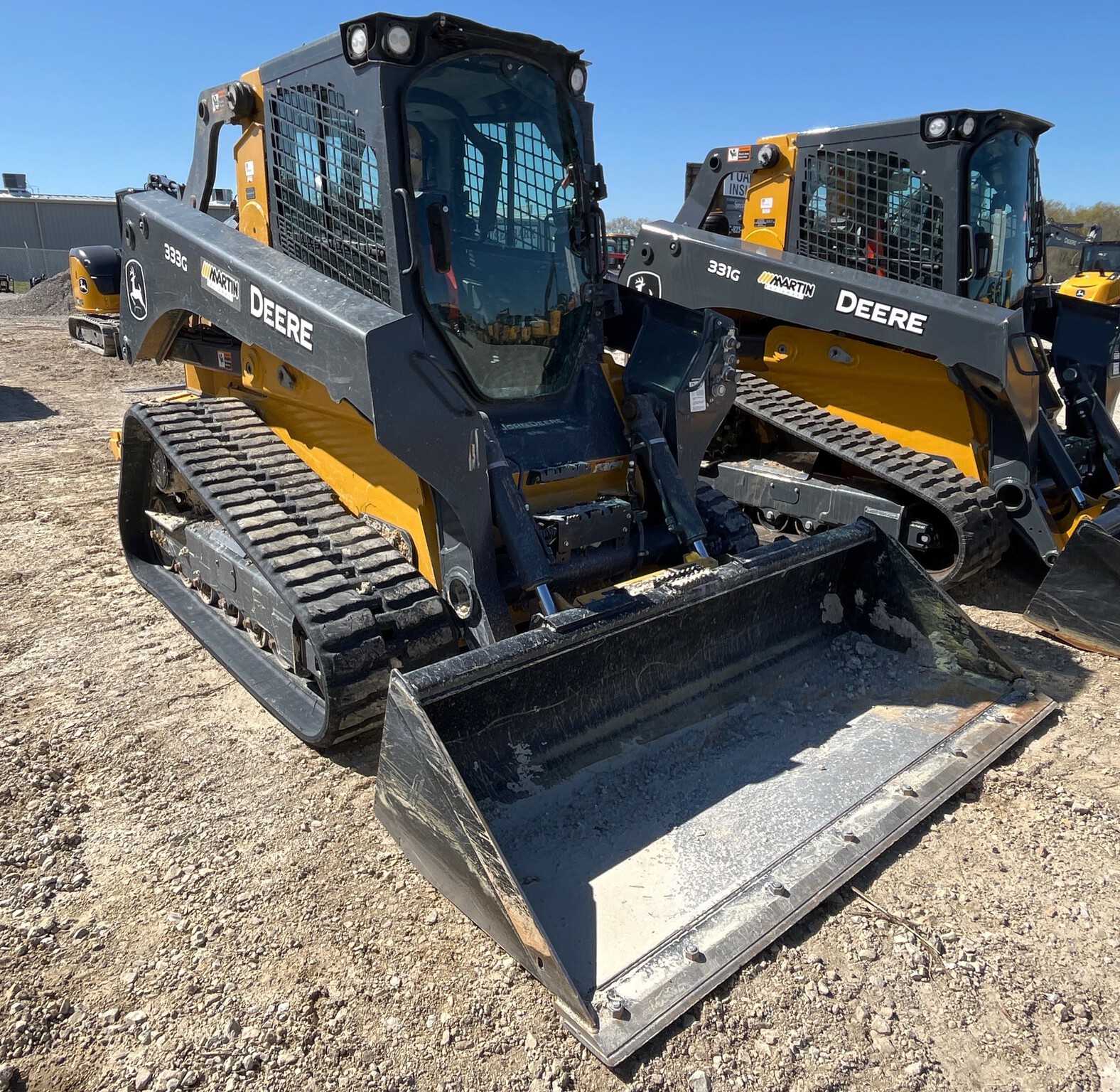 2022 John Deere 333G Image 8