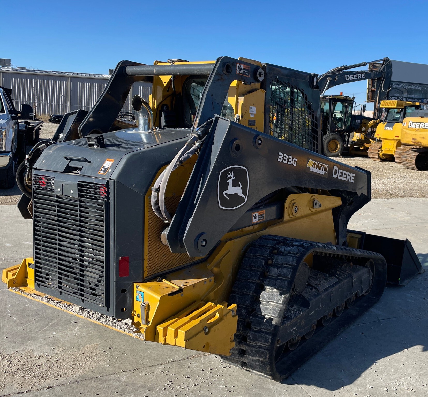 2022 John Deere 333G Image 6