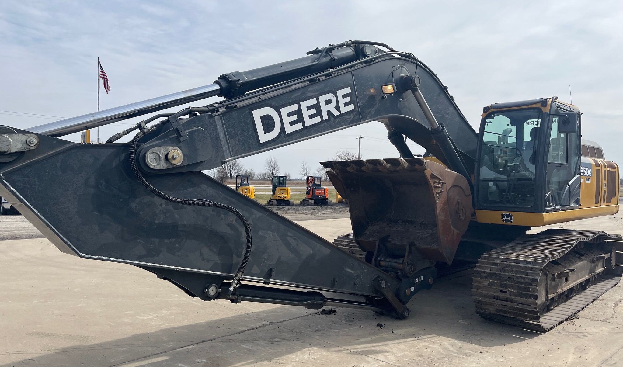 2018 John Deere 350G LC Image 6
