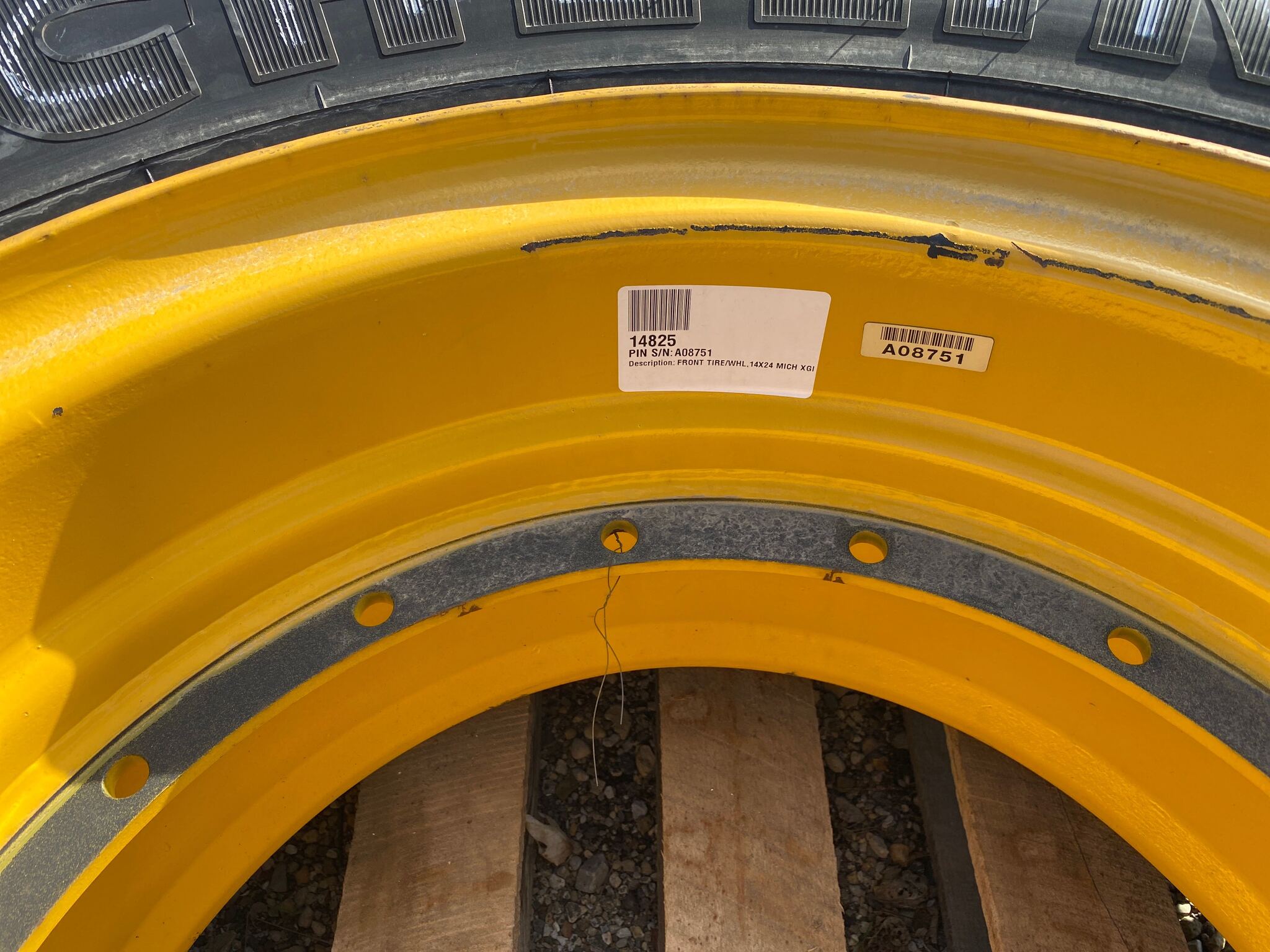 2018 John Deere TIRES Image 6