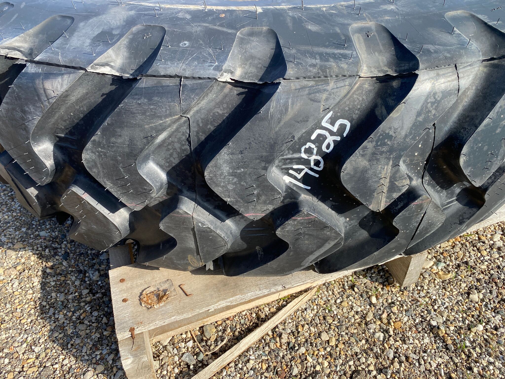 2018 John Deere TIRES Image 3