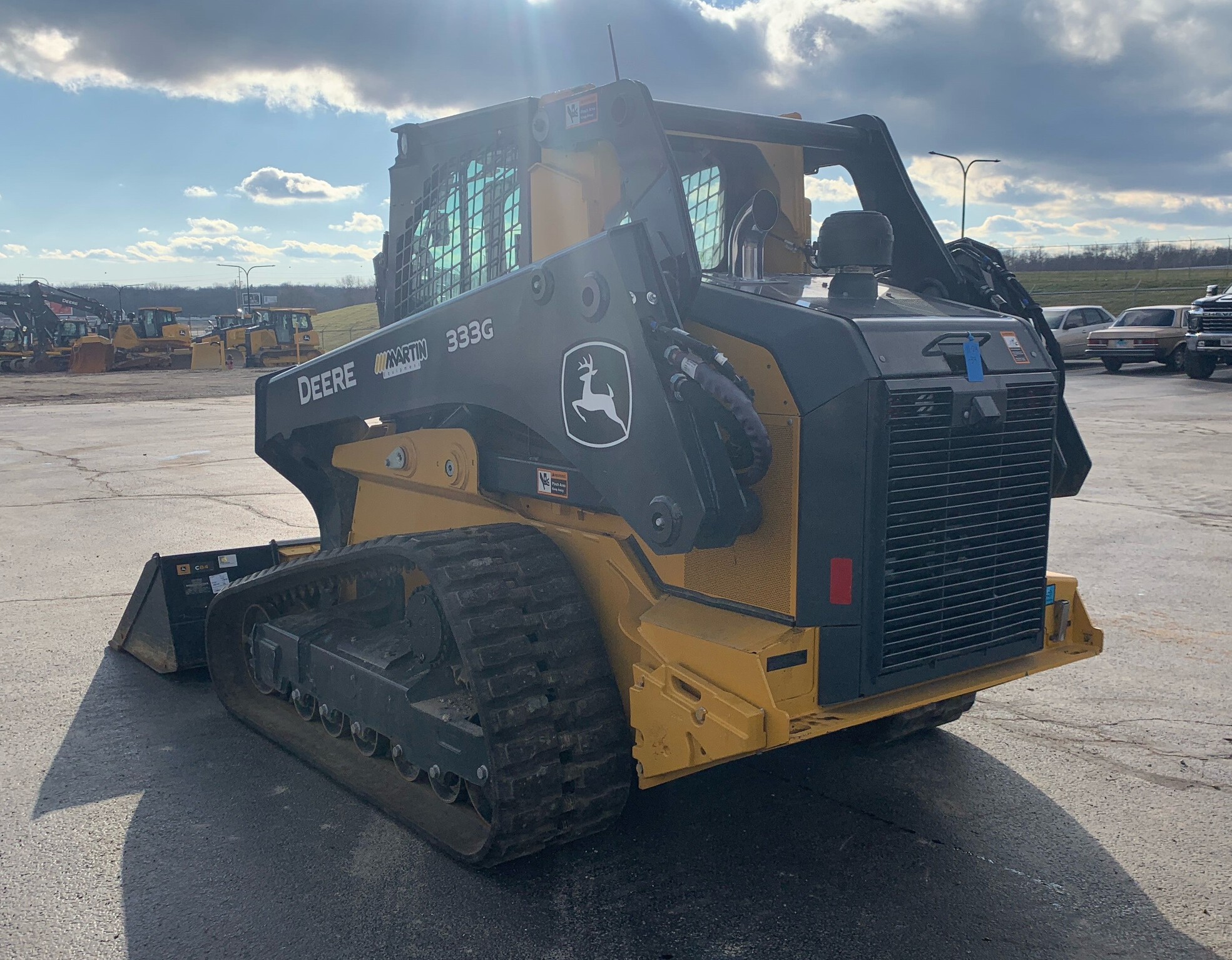 2024 John Deere 333G Image 5