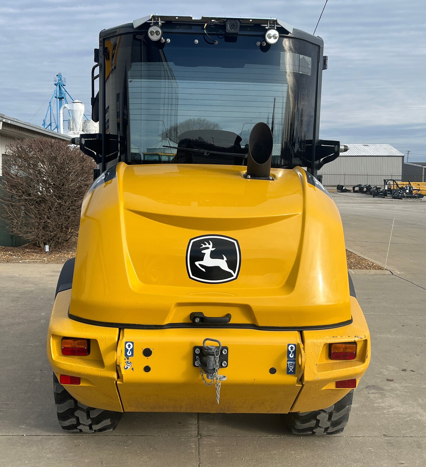 2025 John Deere 204 G Image 6