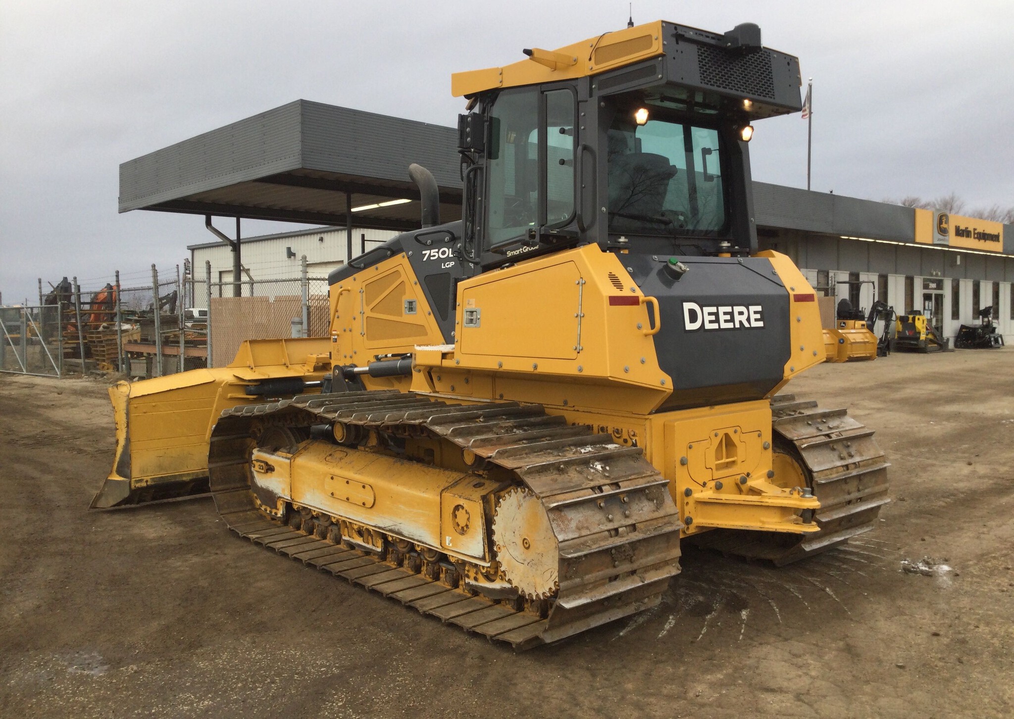2022 John Deere 750L Image 5