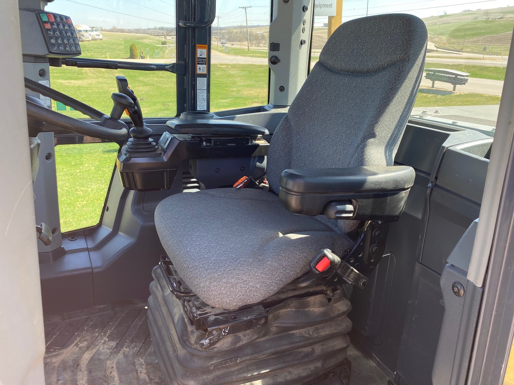 2019 John Deere 624L HL Image 7