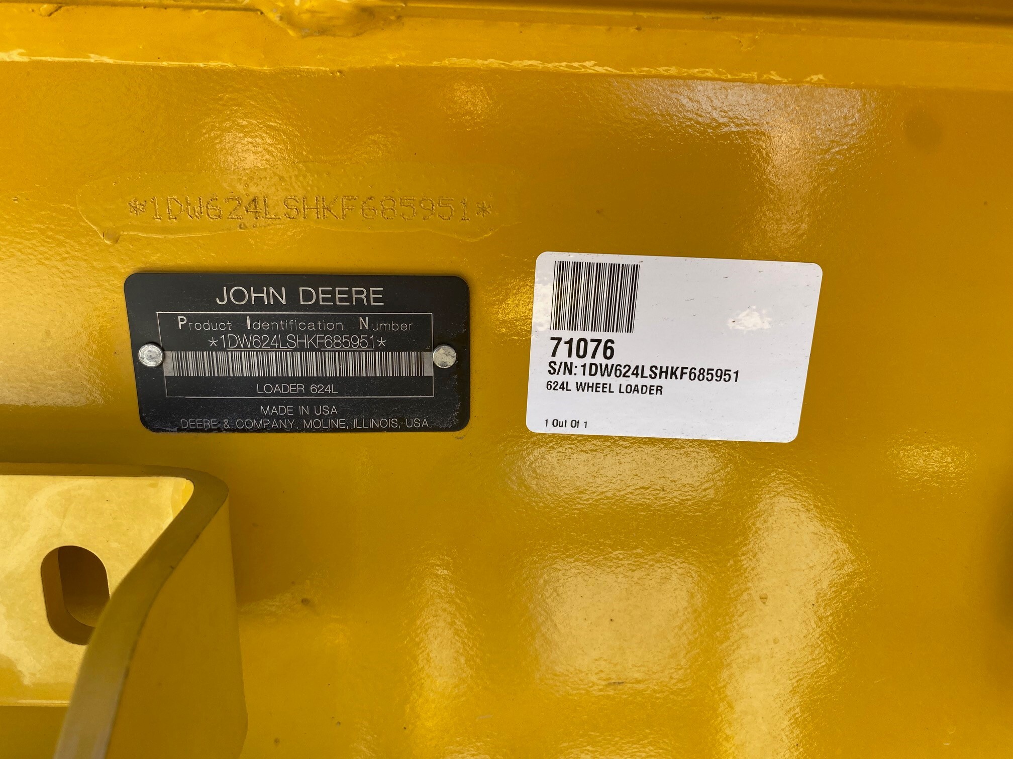 2019 John Deere 624L HL Image 8