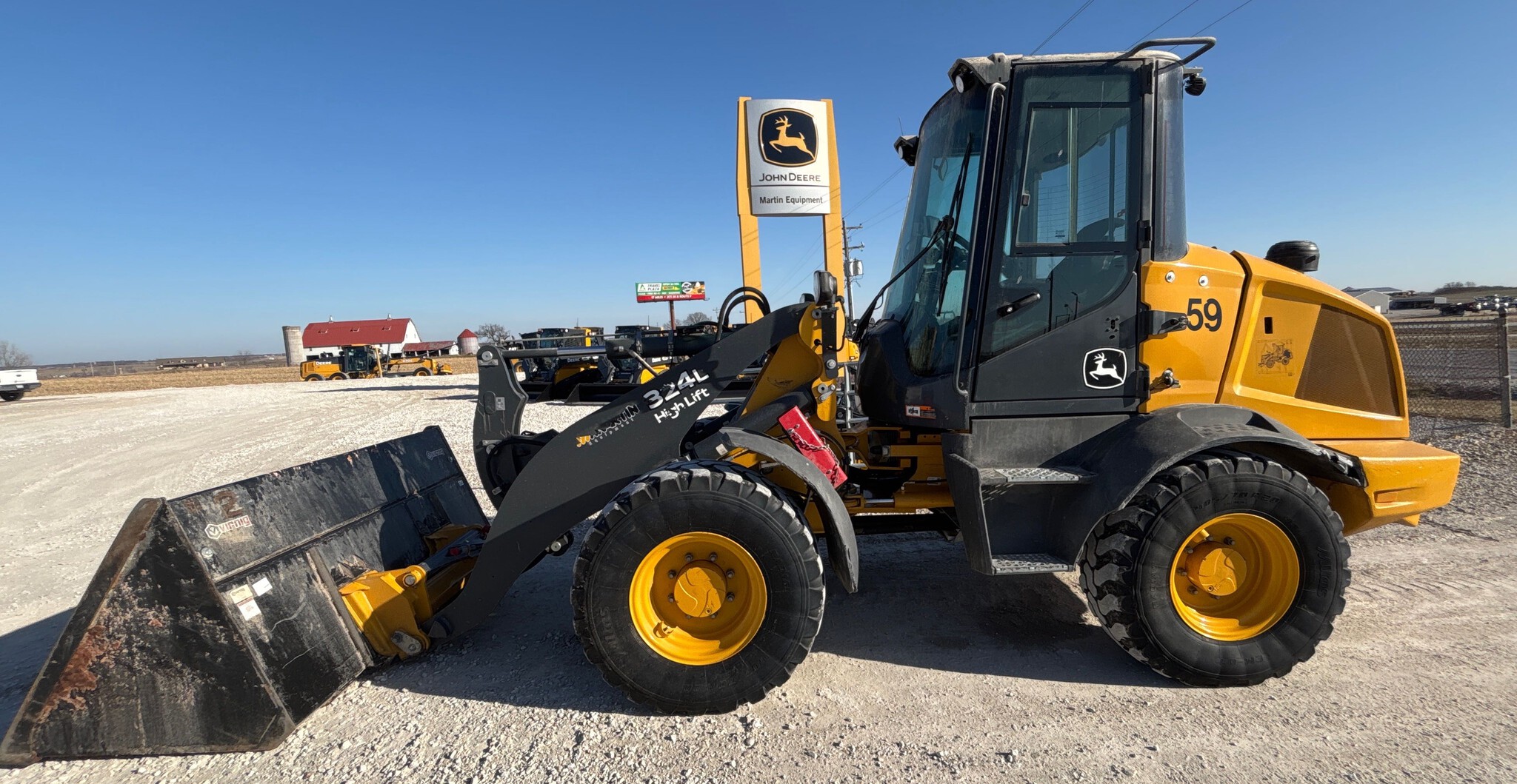 2020 John Deere 324L Image 1