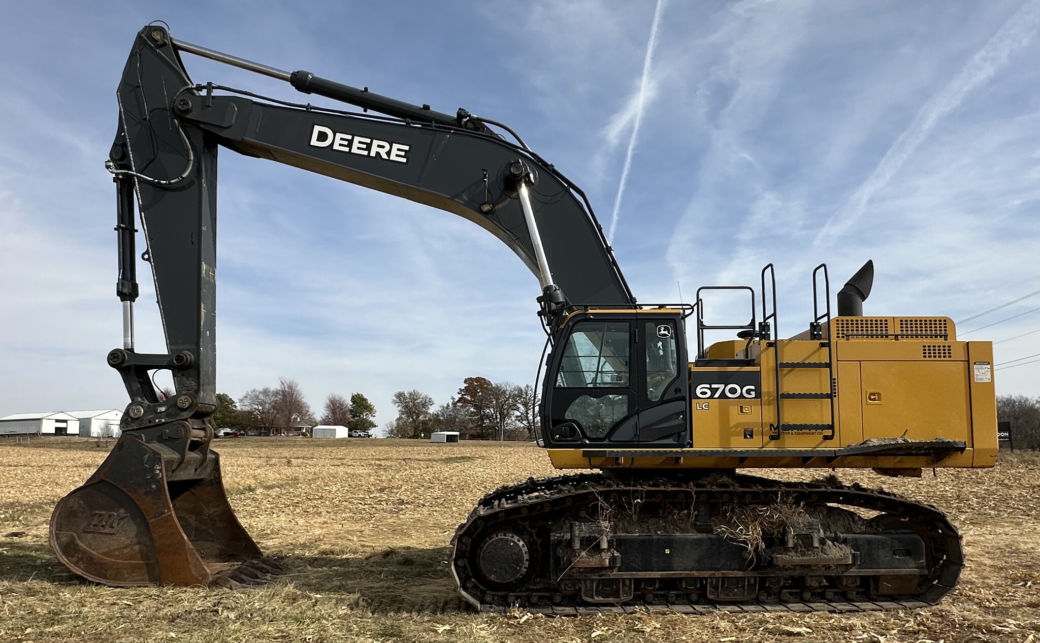 2022 John Deere 670G LC Image 1