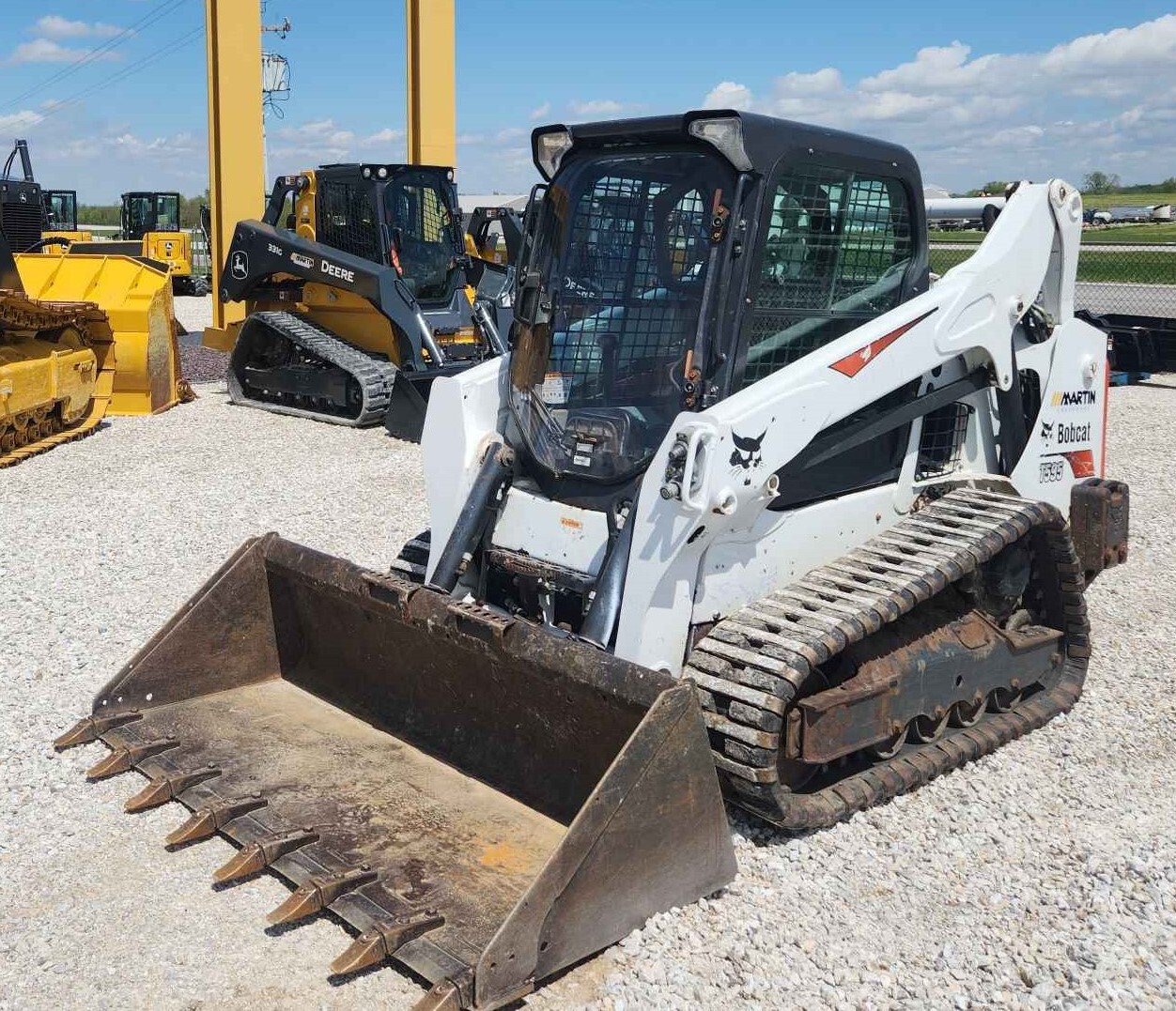 2017 Bobcat T595 Image 1