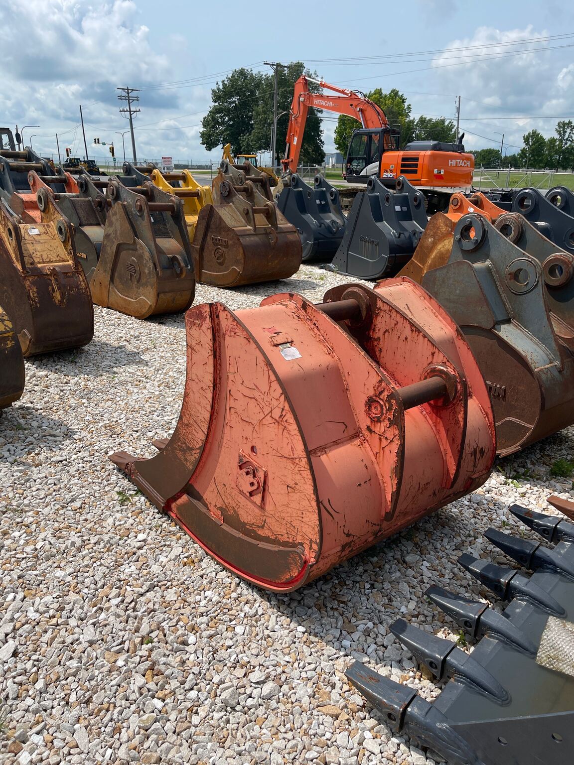 2010 Miller BUCKET Image 2
