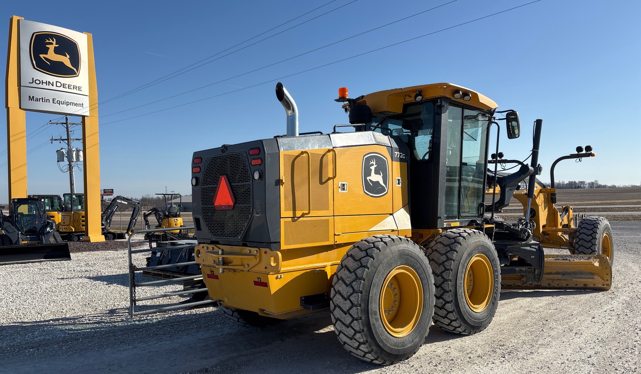 2021 John Deere 772G Image 6