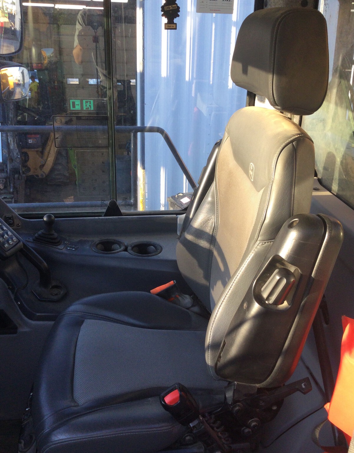 2022 John Deere 460E-II Image 12