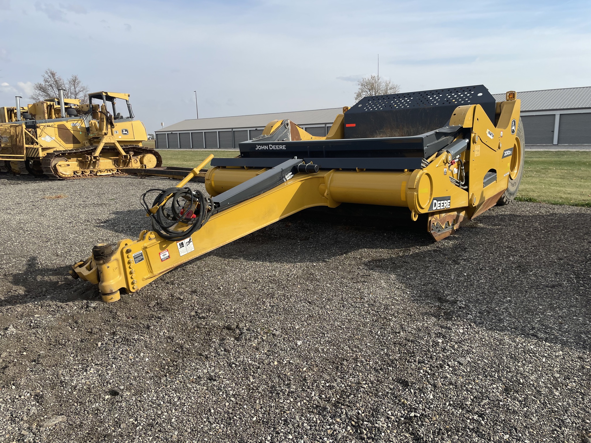 2023 John Deere 2010DE Image 7