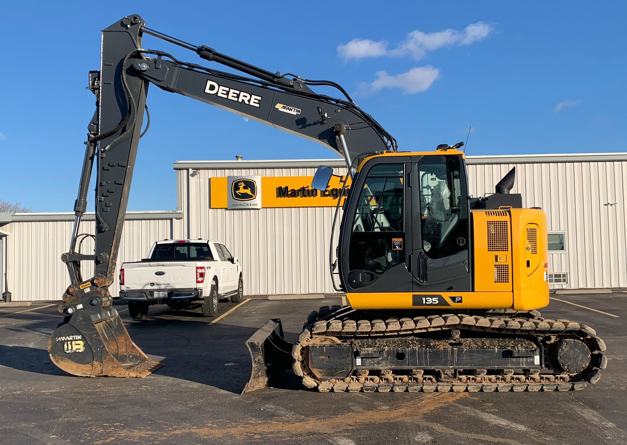 2023 John Deere 135 P Image 1