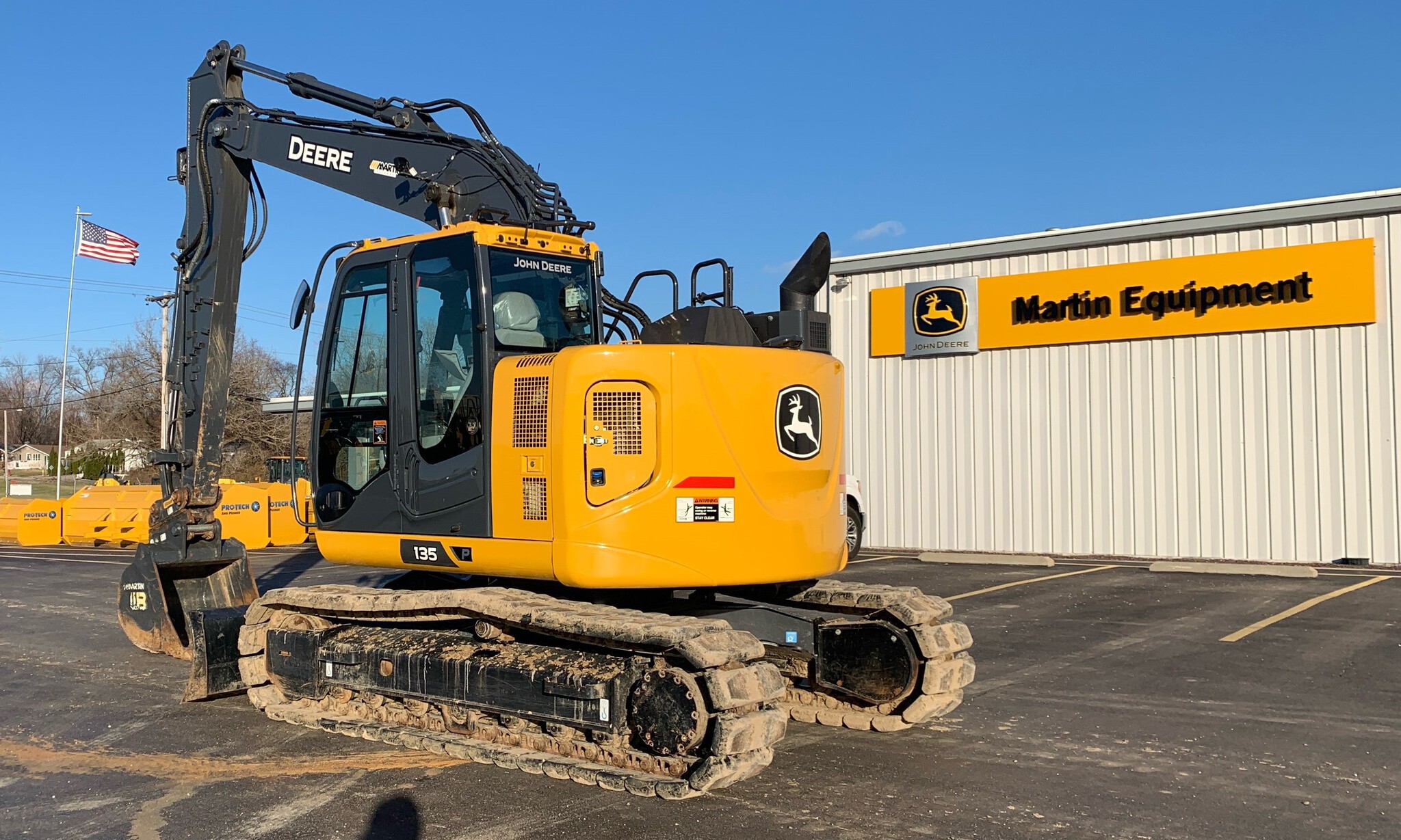 2023 John Deere 135 P Image 2