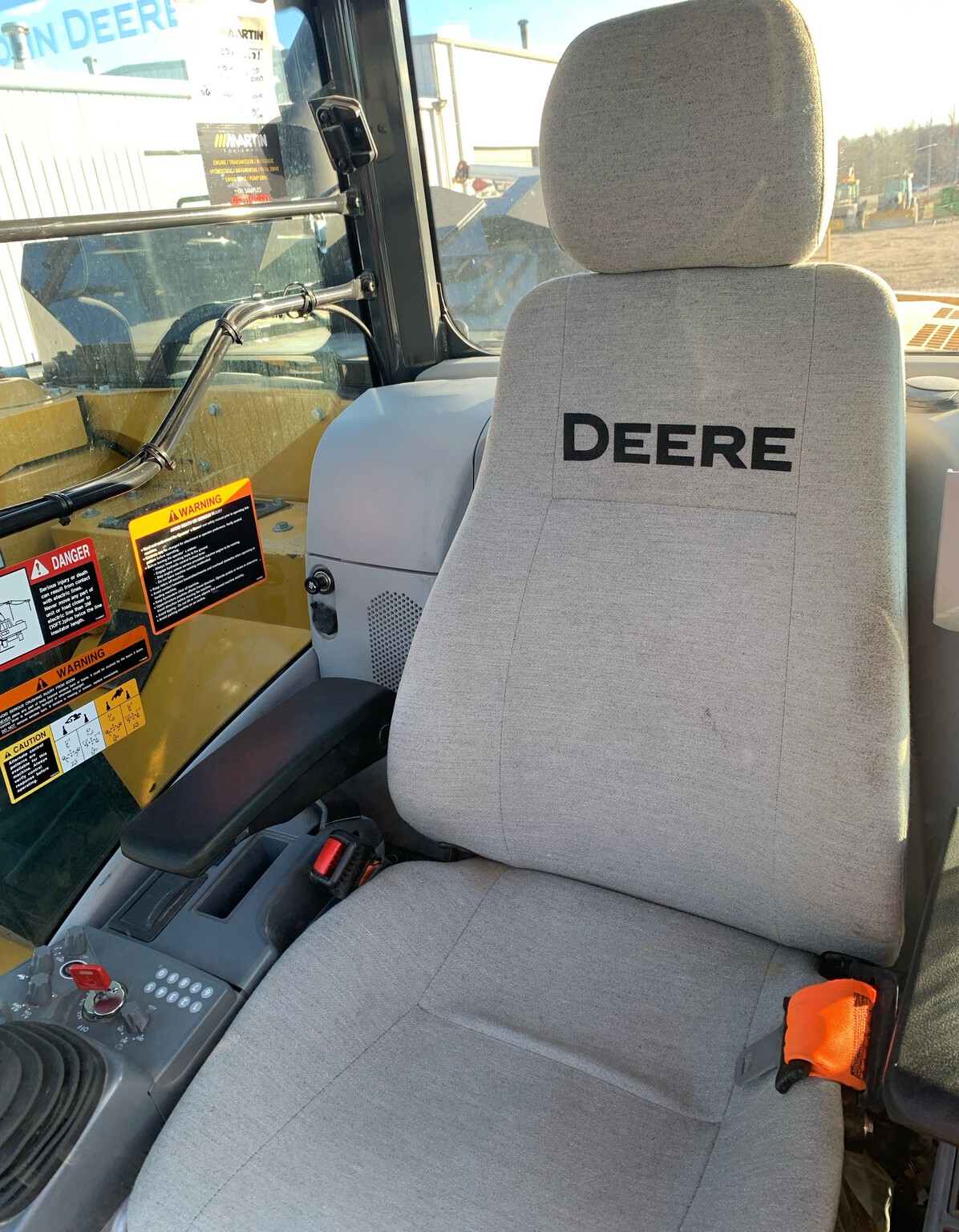 2023 John Deere 135 P Image 10