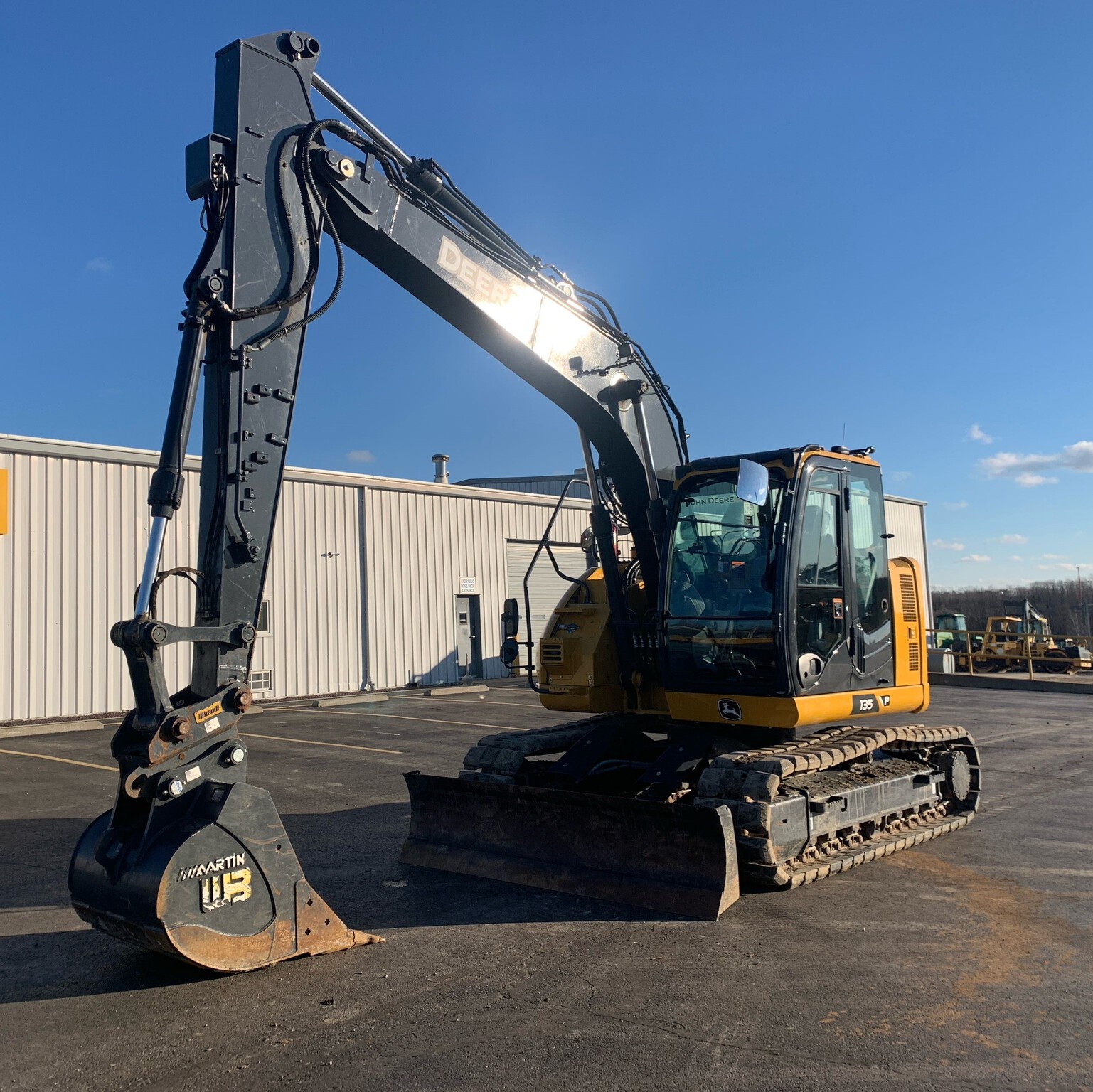 2023 John Deere 135 P Image 8