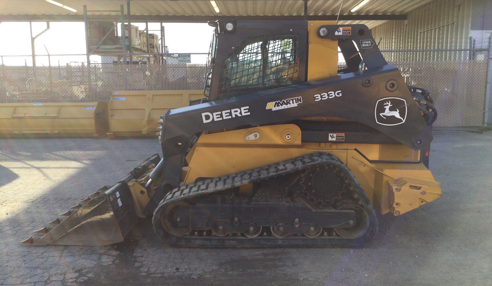 2023 John Deere 333G Image 2