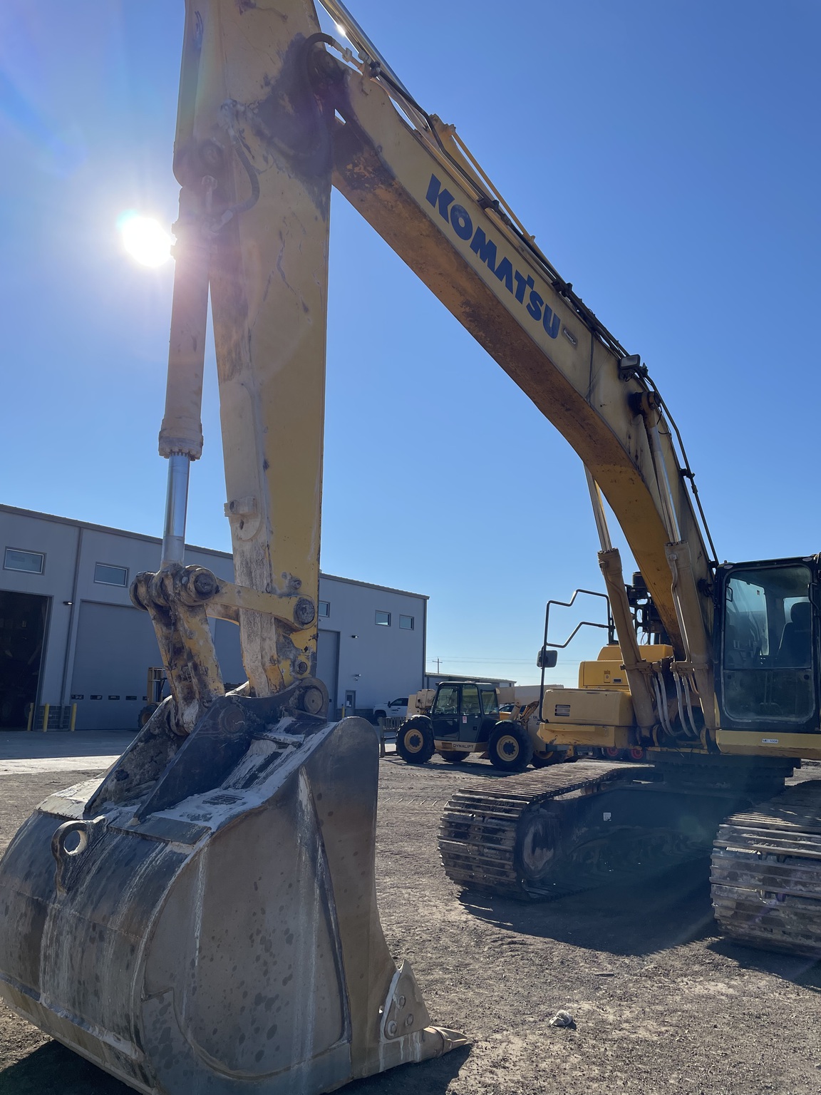 2016 Komatsu PC490LC Image 4