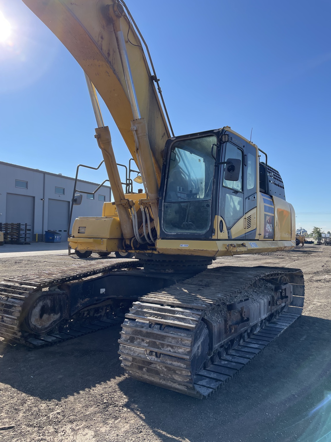 2016 Komatsu PC490LC Image 3