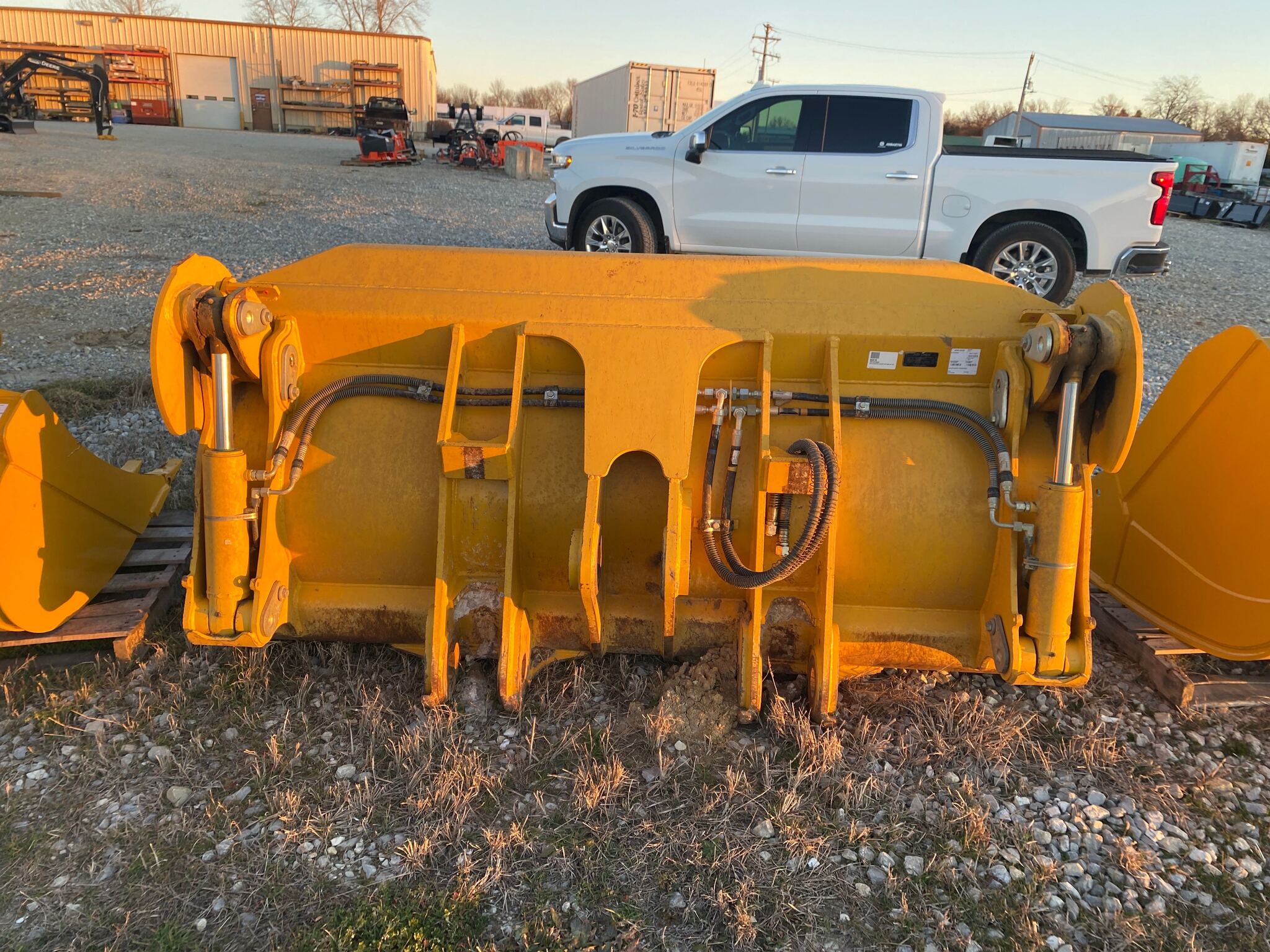 2020 John Deere BUCKET Image 4