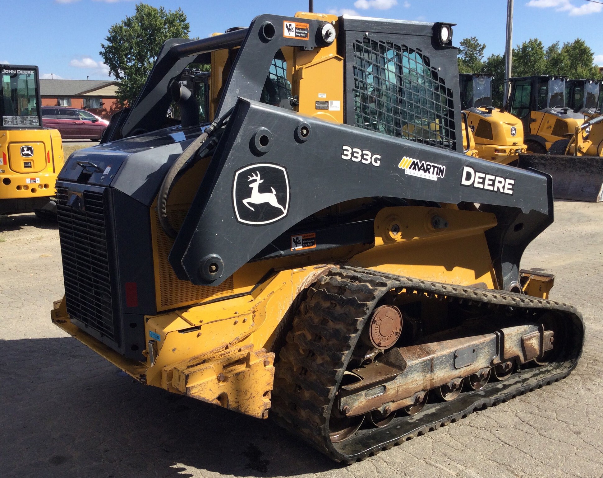 2020 John Deere 333G Image 3