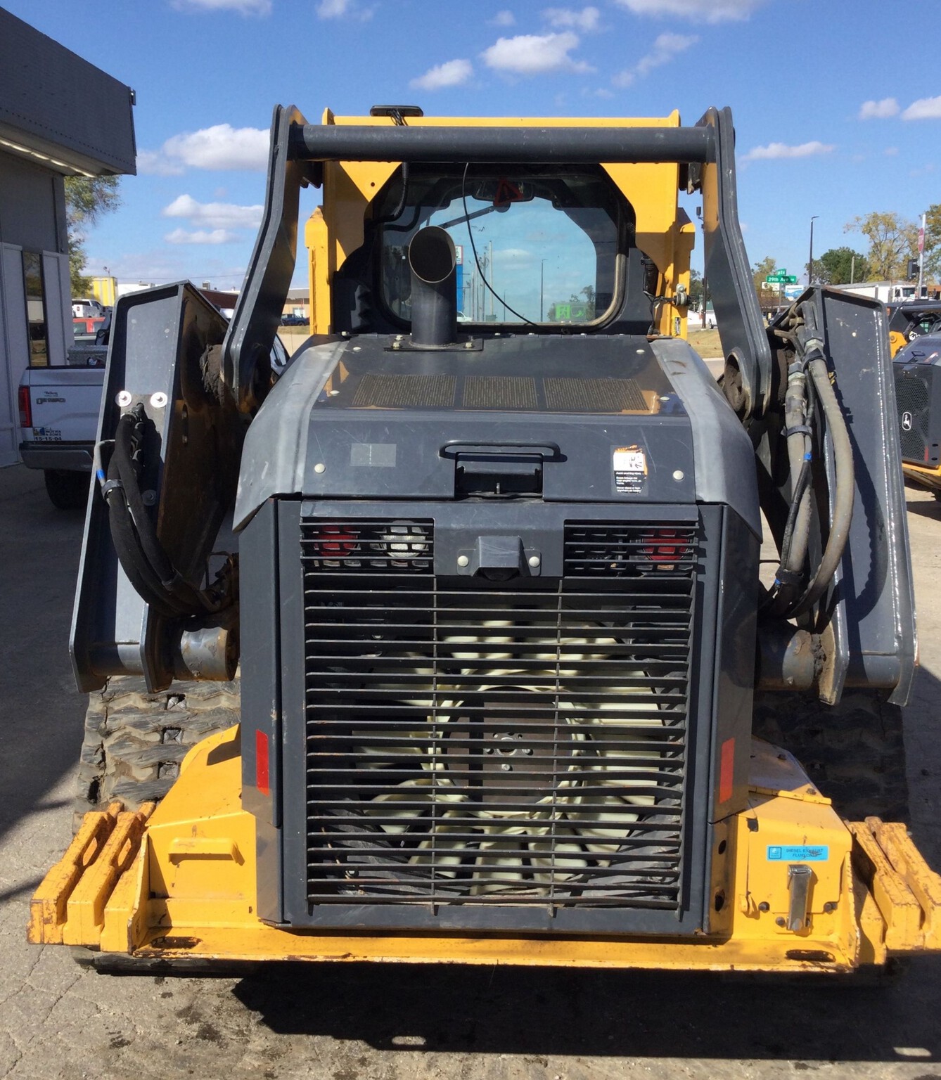 2020 John Deere 333G Image 4