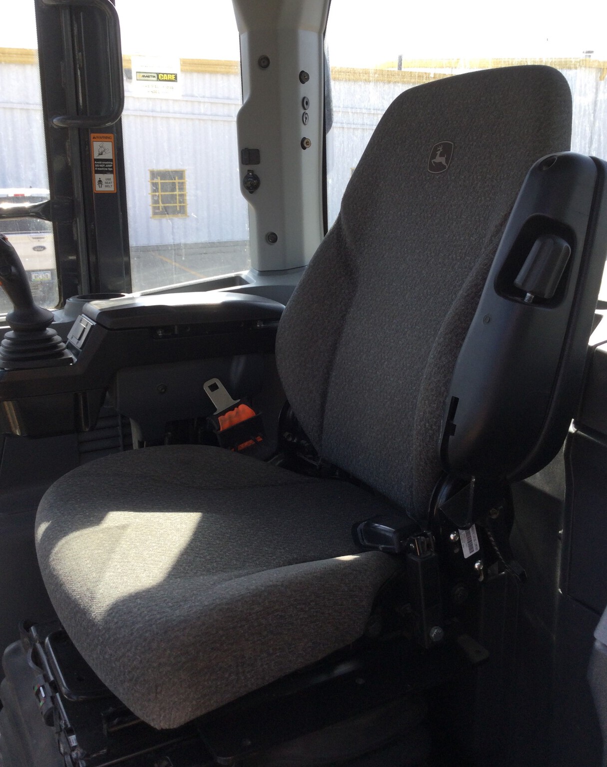 2022 John Deere 524 P Image 10