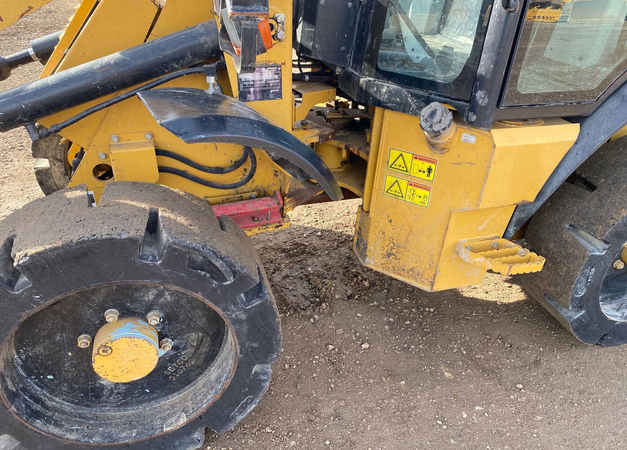 2015 Caterpillar 903C Image 10