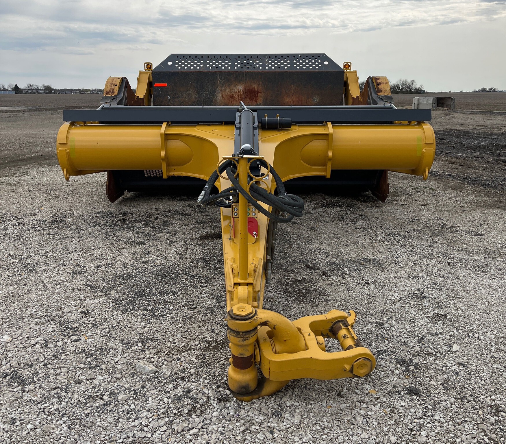 2022 John Deere 2412D E Image 3