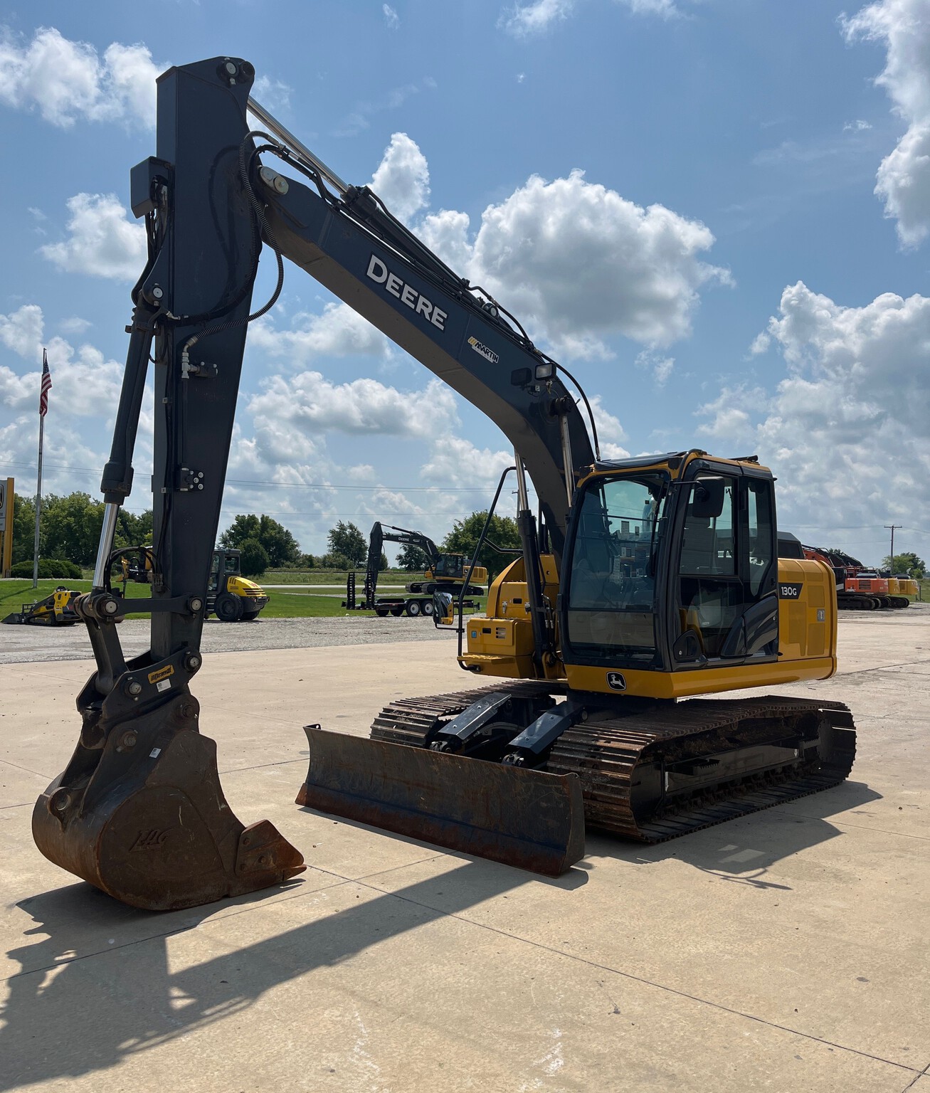 2022 John Deere 130G Image 5