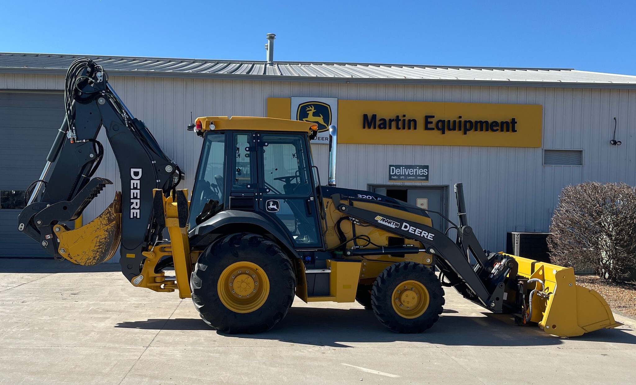 2023 John Deere 320 P Image 5