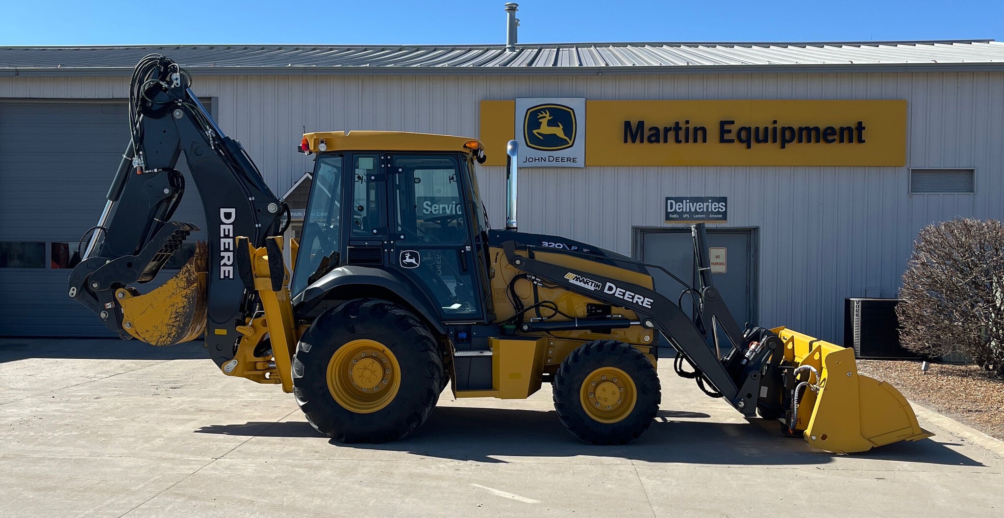 2023 John Deere 320 P Image 4