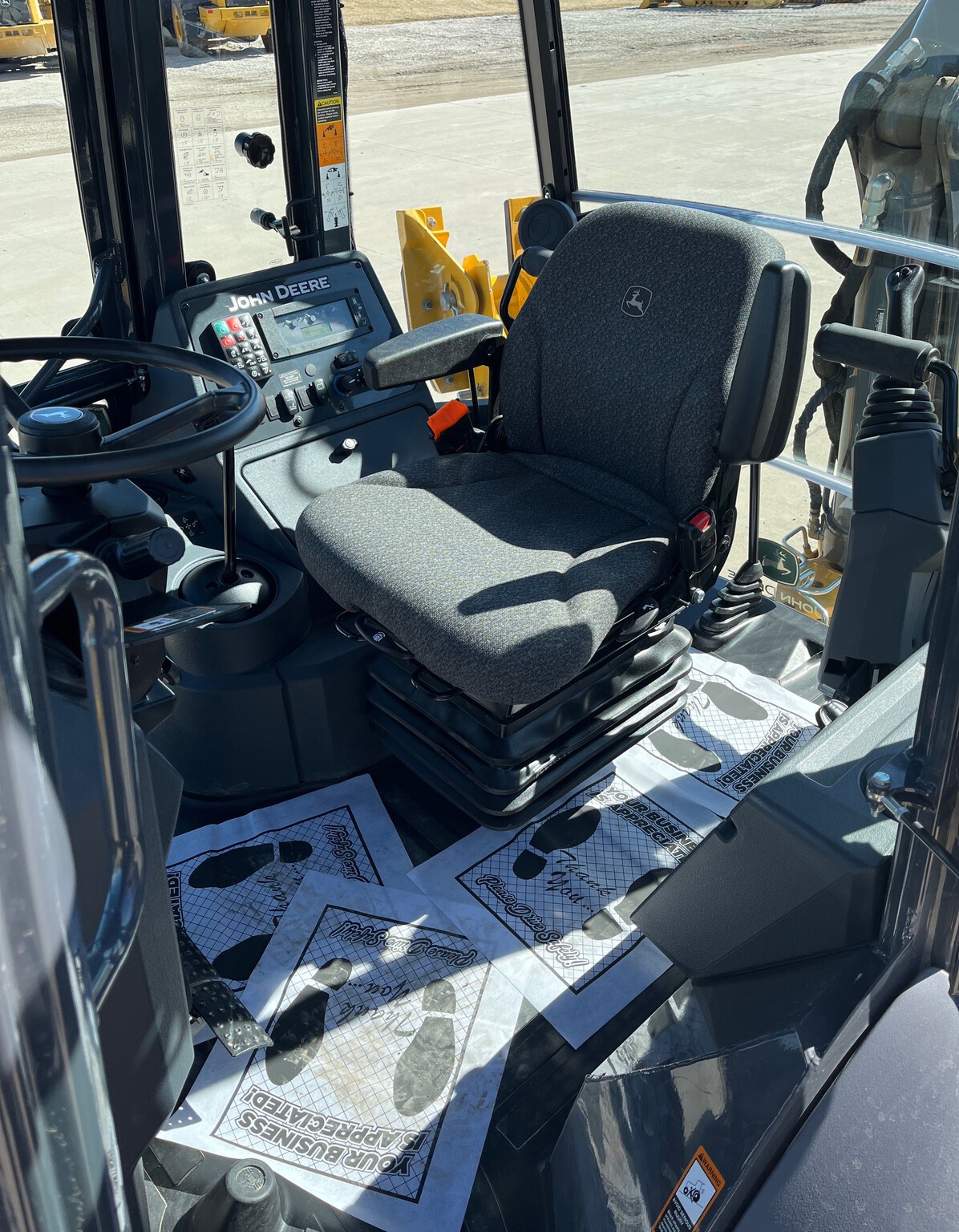2023 John Deere 320 P Image 13