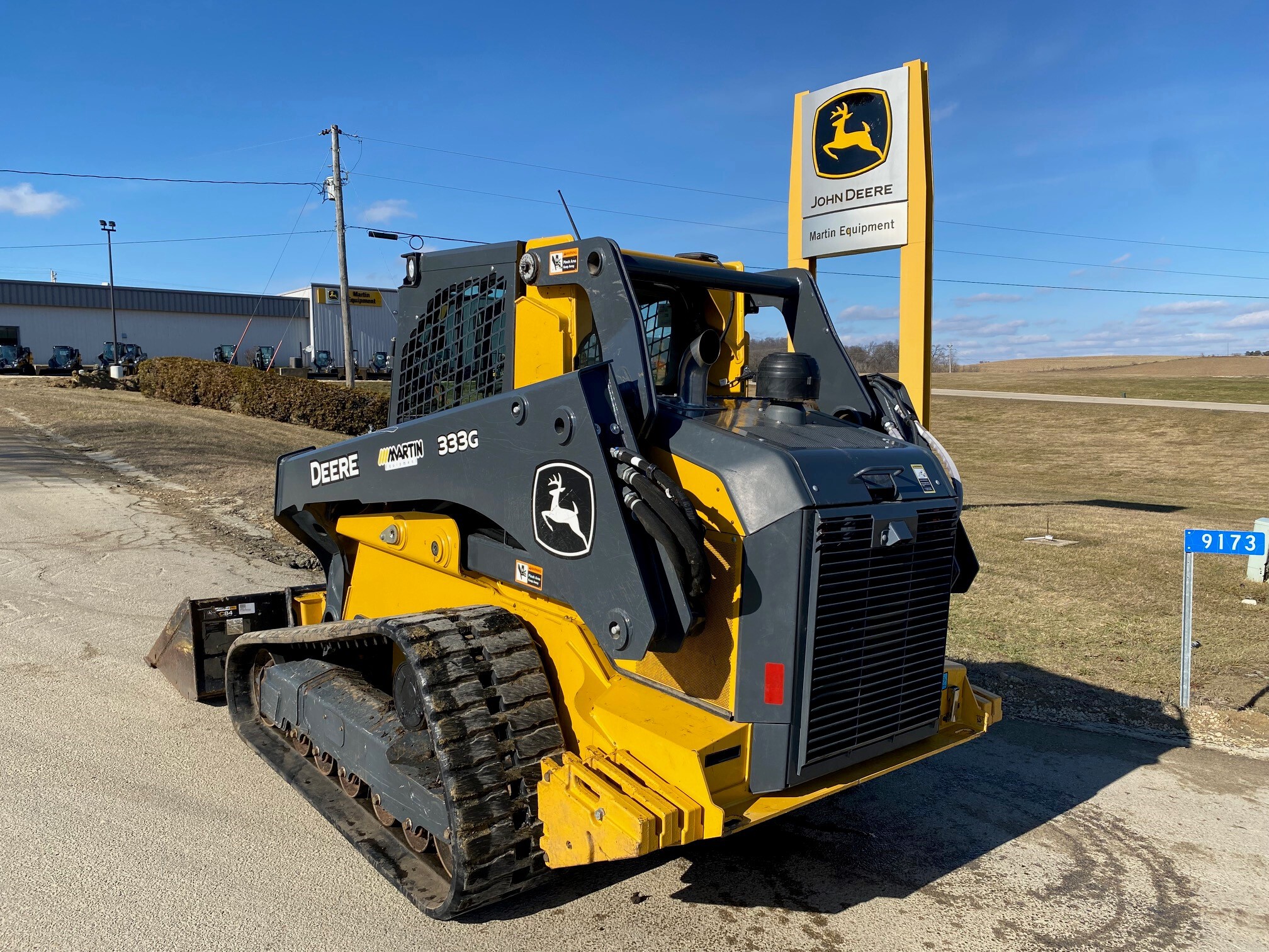 2021 John Deere 333G Image 3
