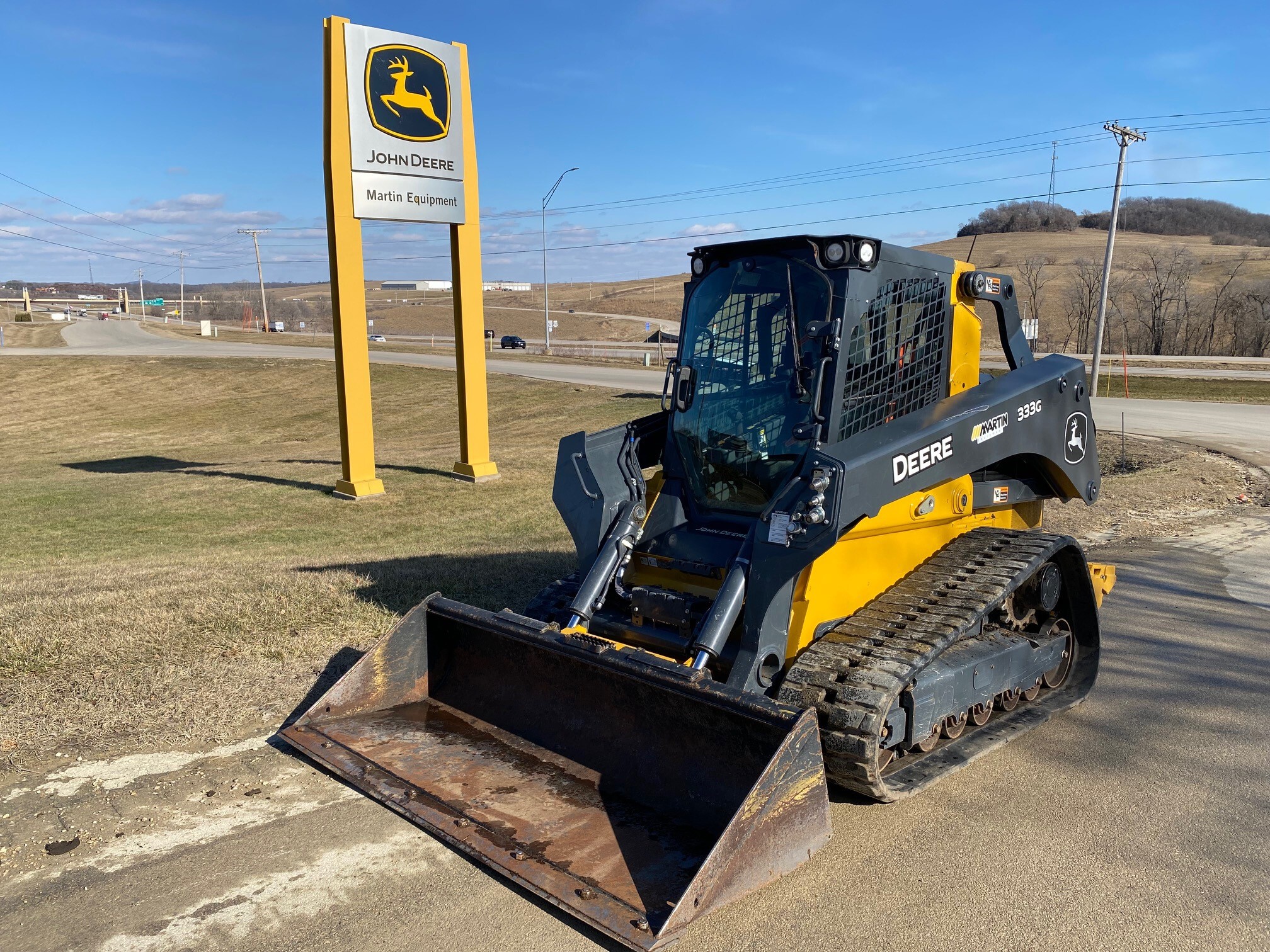 2021 John Deere 333G Image 2