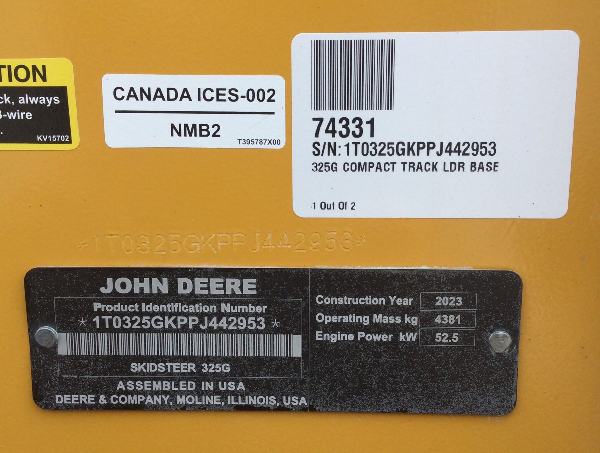 2023 John Deere 325G Image 12