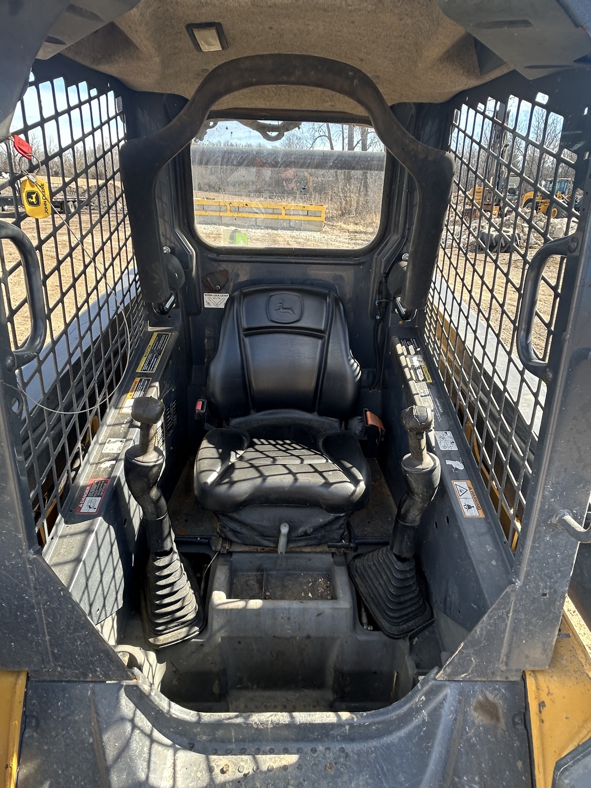 2012 John Deere 318D Image 5