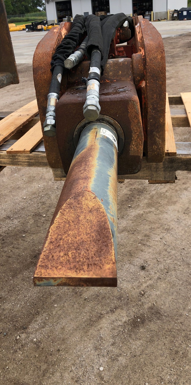 2006 NPK E205 Image 1