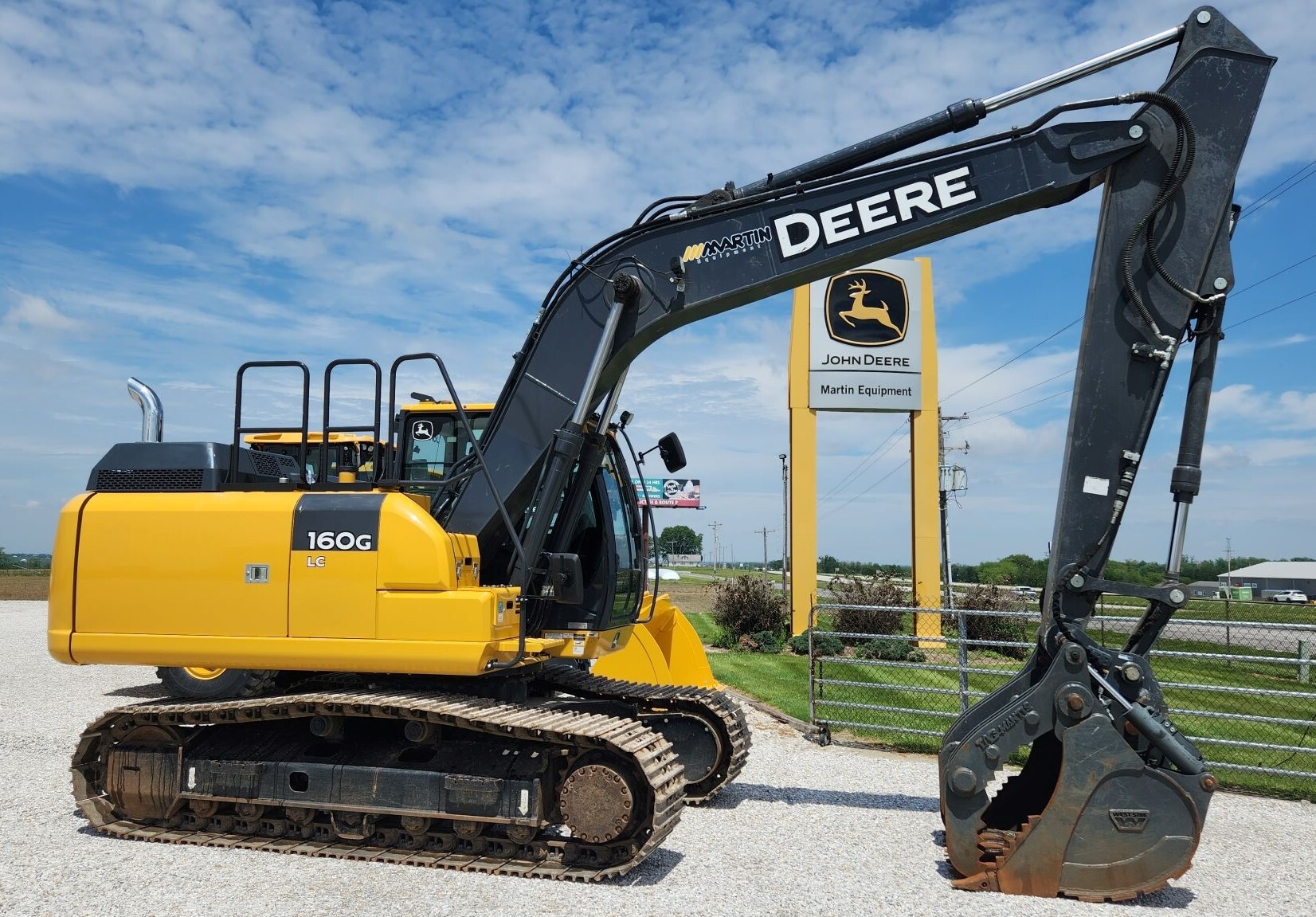 2021 John Deere 160G LC Image 1