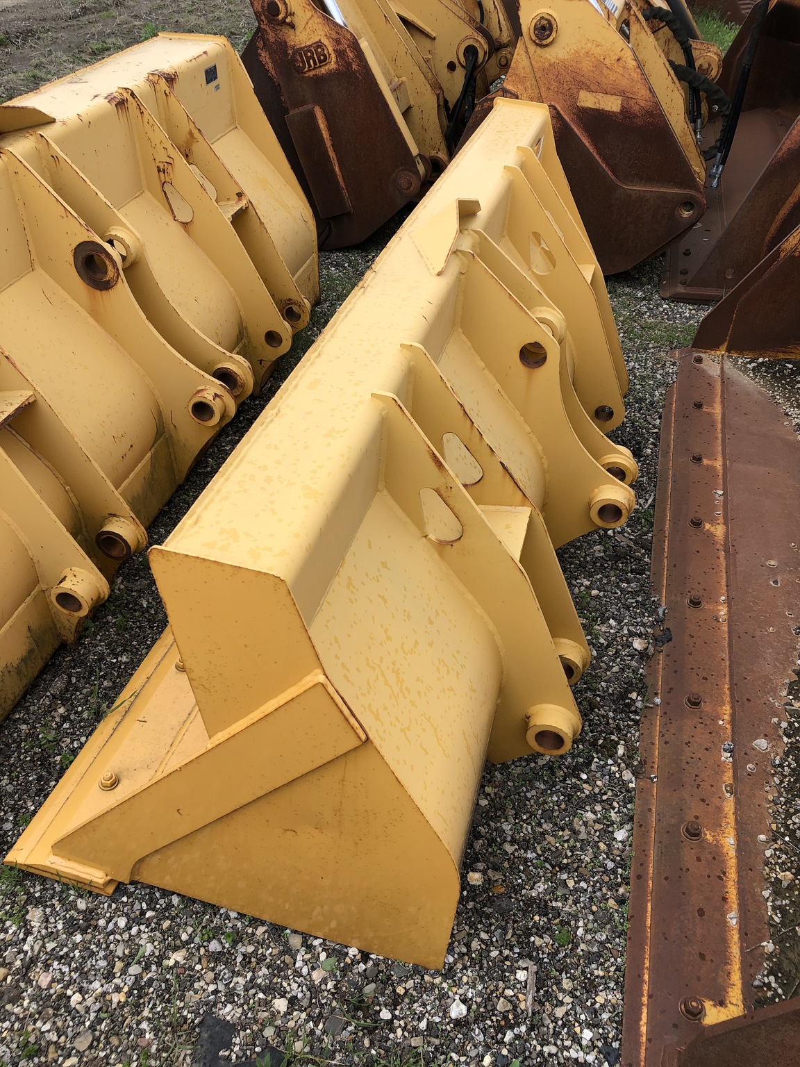 2012 John Deere BUCKET Image 2