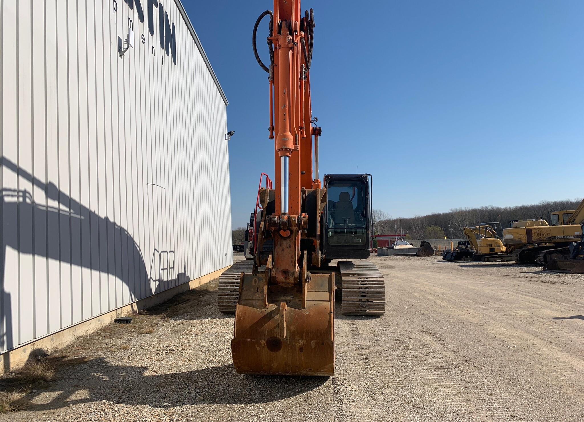 2018 Hitachi ZX210LC-6 Image 8