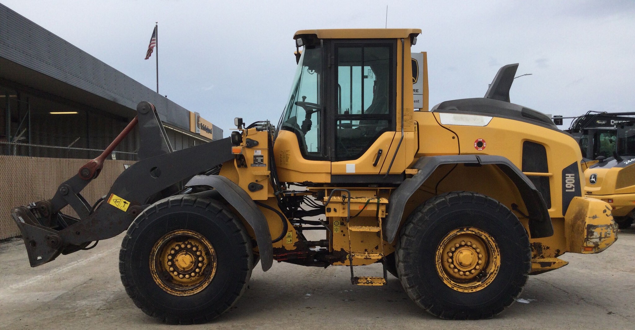 2016 Volvo L90 Image 3
