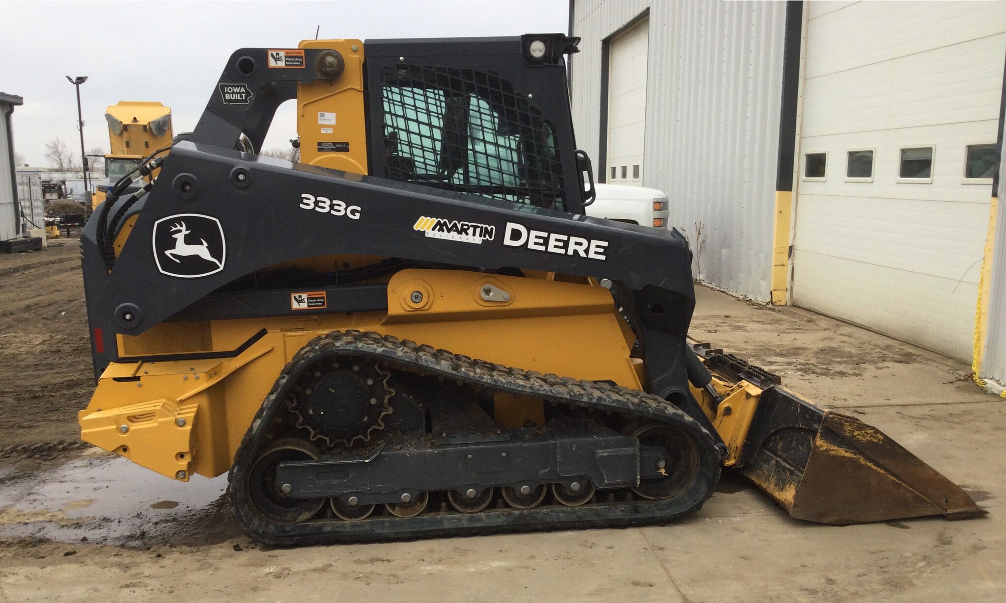 2024 John Deere 333G Image 4