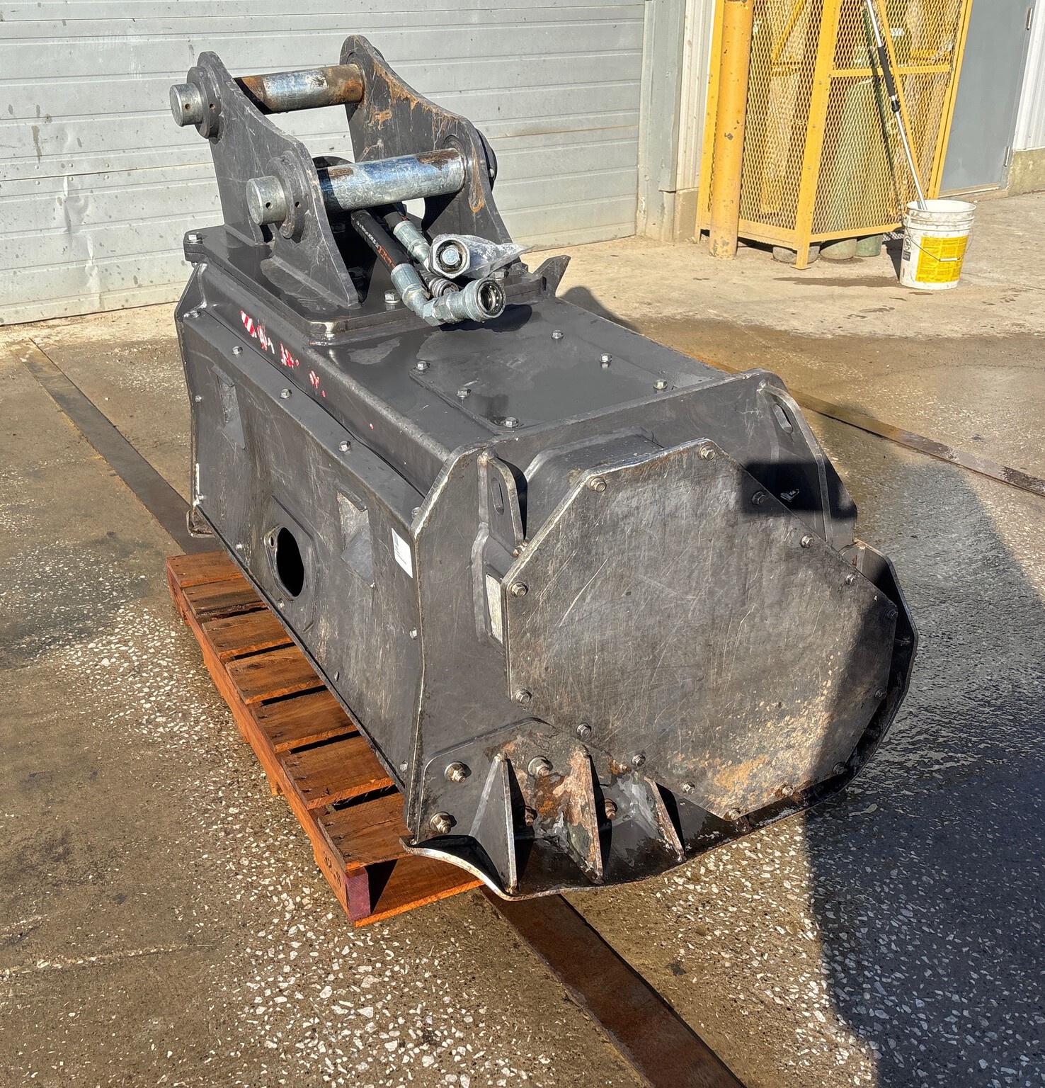 2022 Bradco MM421E Image 6