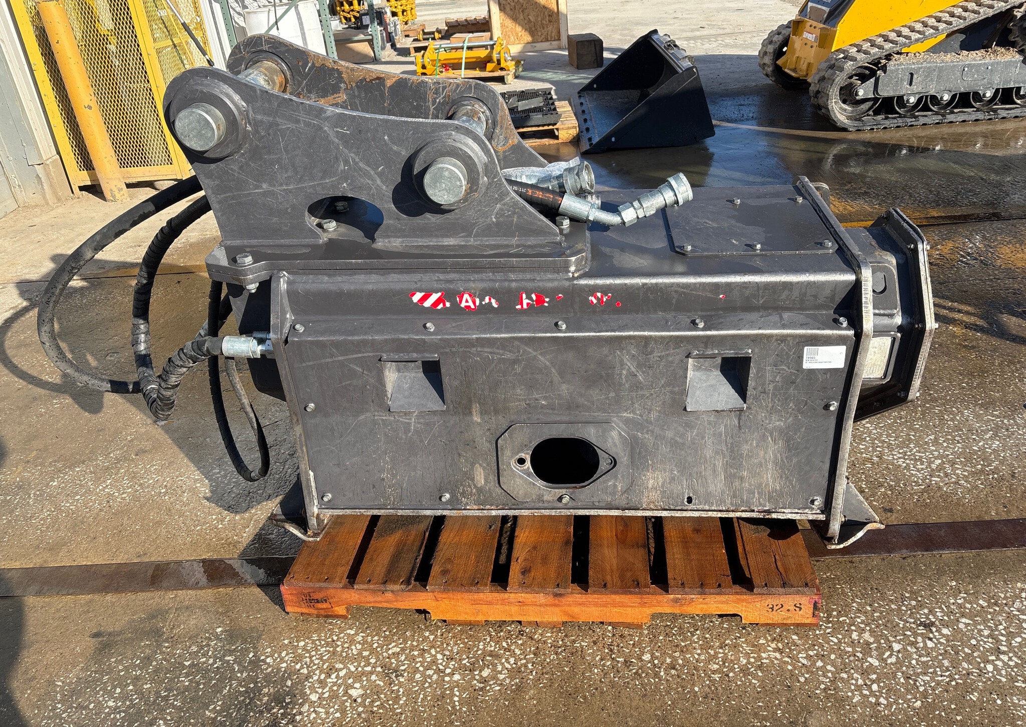 2022 Bradco MM421E Image 1