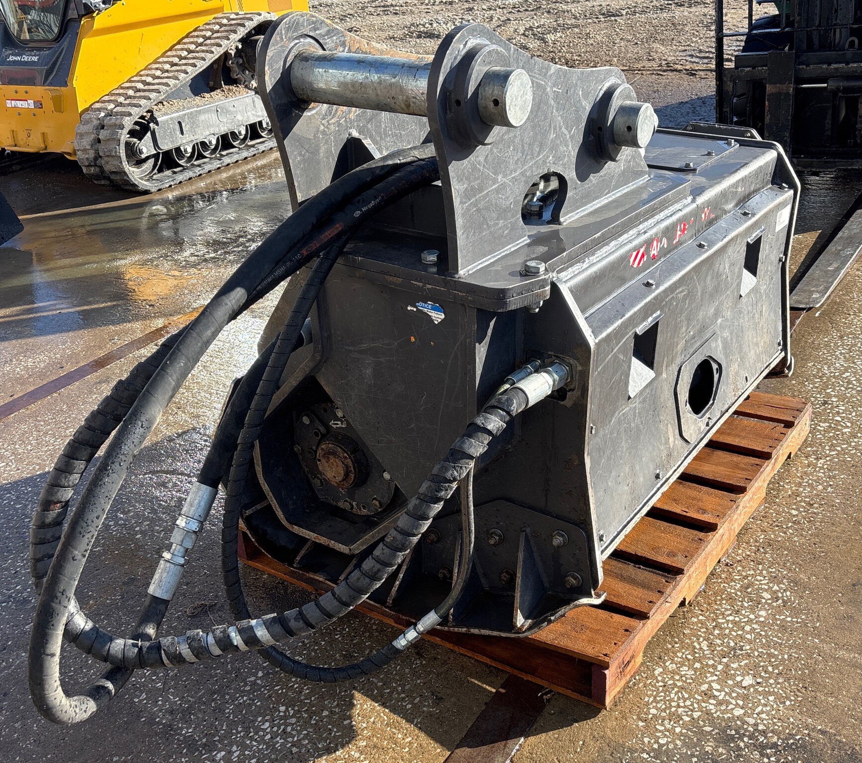 2022 Bradco MM421E Image 3